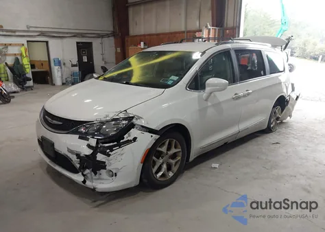 2018 Chrysler Pacifica Touring L из США, поврежденный, VIN 2C4RC1BG3JR194075